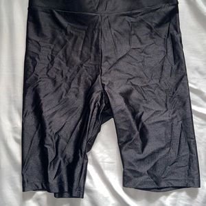 H&M black biker shorts